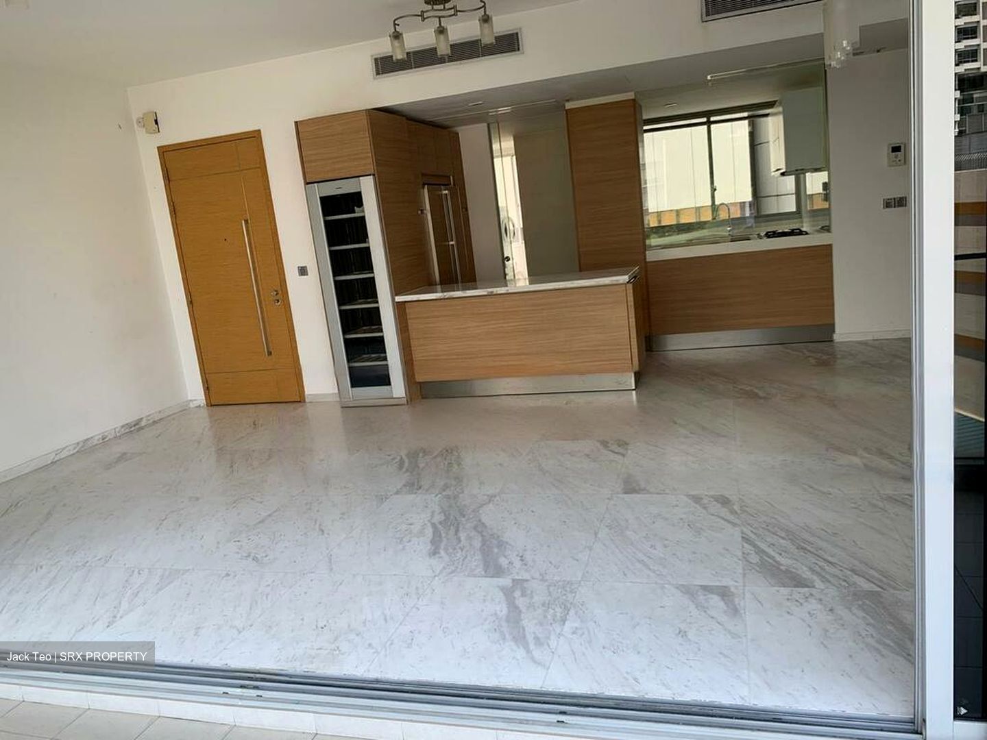 Suites @ Cairnhill (D9), Apartment #460648751